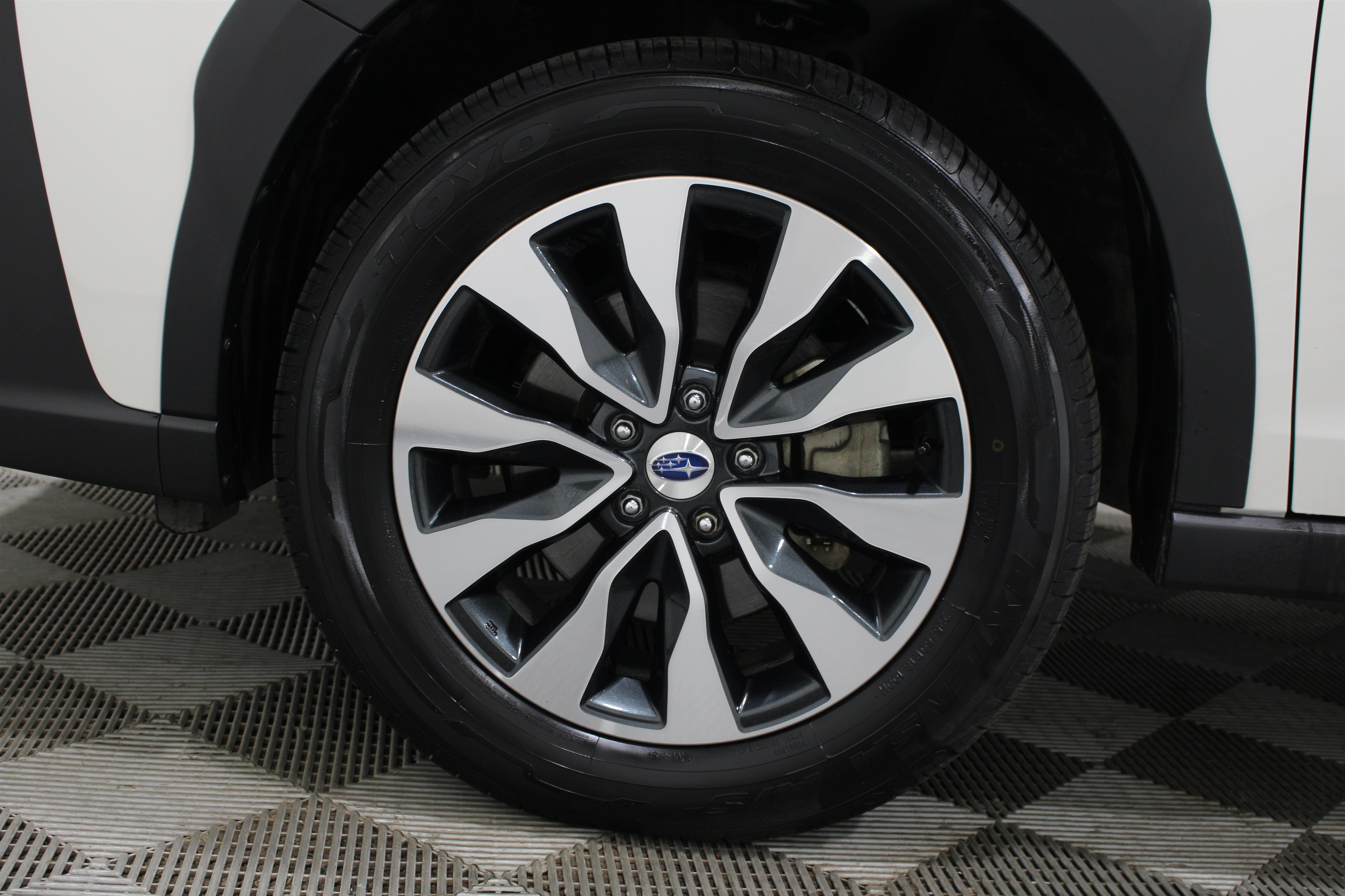Used 2024 Subaru Outback Limited XT AWD/4WD image 36