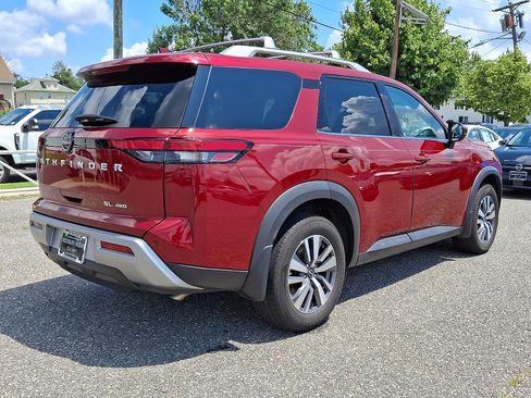 Certified 2024 Nissan Pathfinder SL w/ Cargo Package AWD/4WD image 6