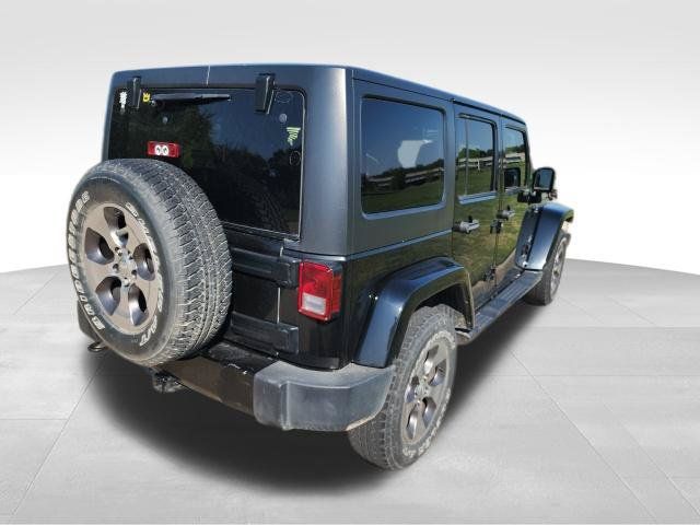 Used 2018 Jeep Wrangler Unlimited Sahara AWD/4WD image 3