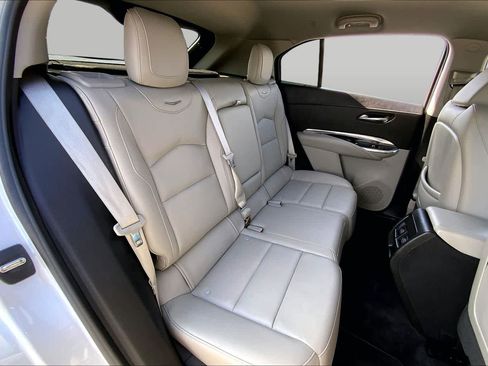 Used 2019 Cadillac XT4 Luxury FWD image 33