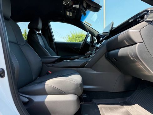 Certified 2023 Toyota Venza Nightshade AWD/4WD image 20