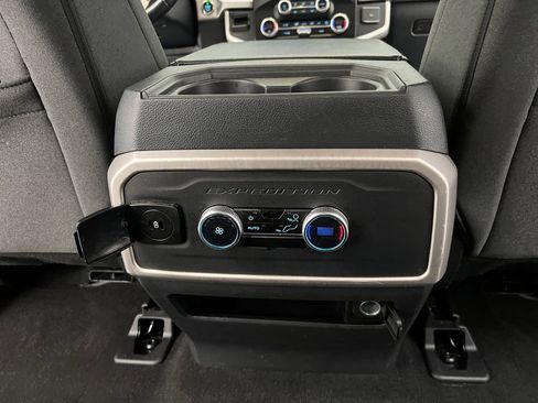 Used 2024 Ford Expedition XLT RWD image 26