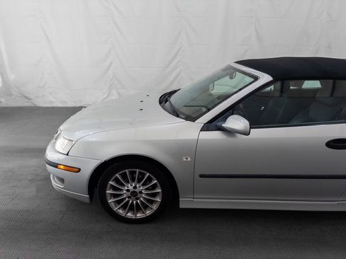 Used 2005 Saab 9-3 Arc image 3