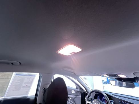 Used 2023 Hyundai Elantra SEL FWD image 38