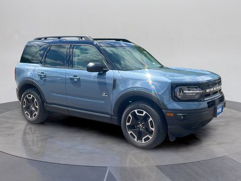 Used 2024 Ford Bronco Sport Outer Banks w/ Tech Package AWD/4WD image 9