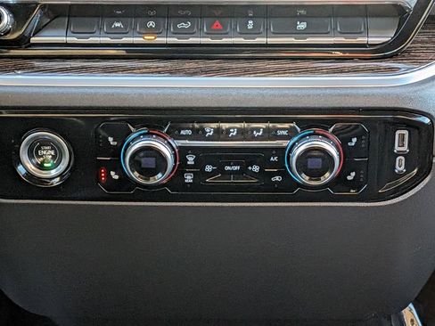 Used 2022 GMC Sierra 1500 Elevation w/ LPO, Elevation Black Package image 27