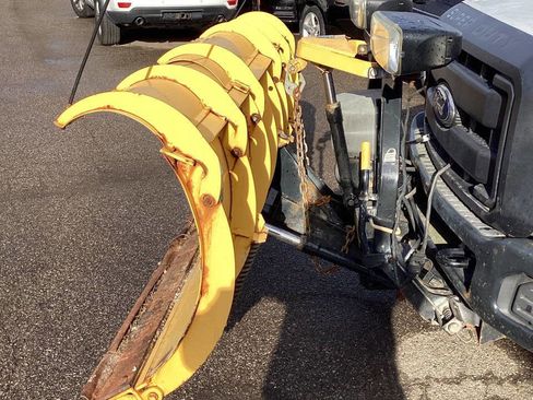 Used 2012 Ford F250 XL w/ PWR Equipment Group image 6