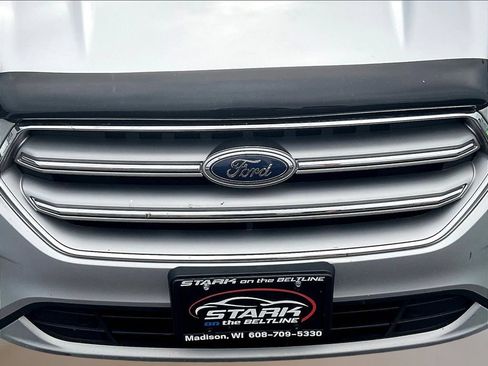 Used 2017 Ford Escape Titanium w/ Equipment Group 301A AWD/4WD image 34