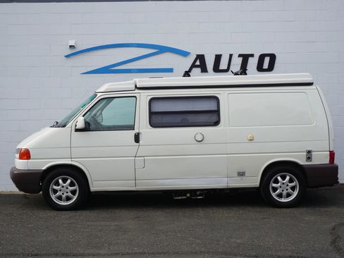 Used 1997 Volkswagen Eurovan Camper FWD image 3