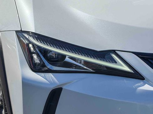 Used 2020 Lexus UX 250h w/ Accessory Package image 7