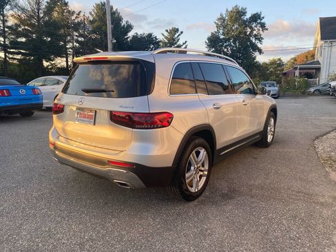 Used 2020 Mercedes-Benz GLB 250 4MATIC image 6