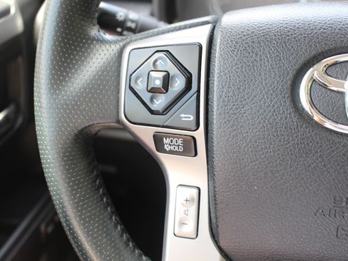 Used 2019 Toyota 4Runner Limited AWD/4WD image 19