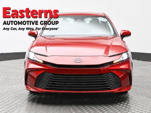Used 2025 Toyota Camry LE FWD image 2