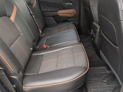 Certified 2023 GMC Canyon AT4 image 25