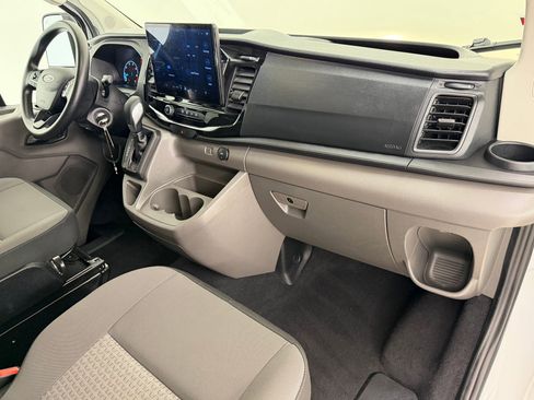 Used 2024 Ford Transit 350 XLT image 26