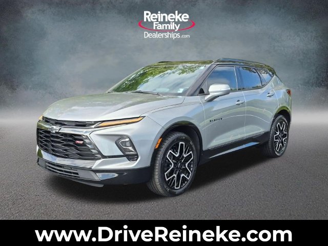 Used 2023 Chevrolet Blazer RS w/ Enhanced Convenience Package FWD image 1