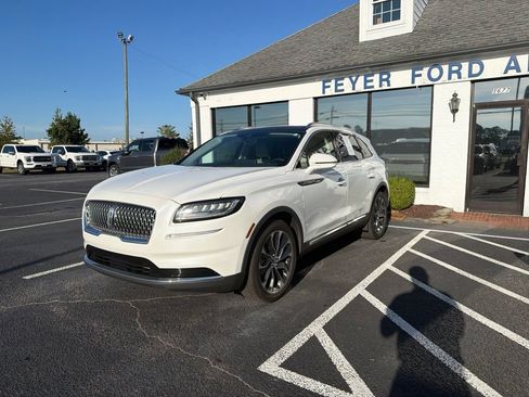 Used 2022 Lincoln Nautilus Reserve w/ Luxury Package FWD image 1