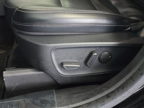 Used 2024 Ford Escape Platinum image 23