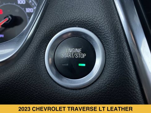 Certified 2023 Chevrolet Traverse LT w/ LT Premium Package AWD/4WD image 9