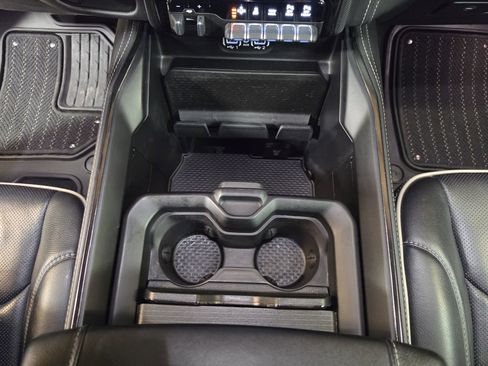 Used 2023 RAM 1500 Limited AWD/4WD image 19