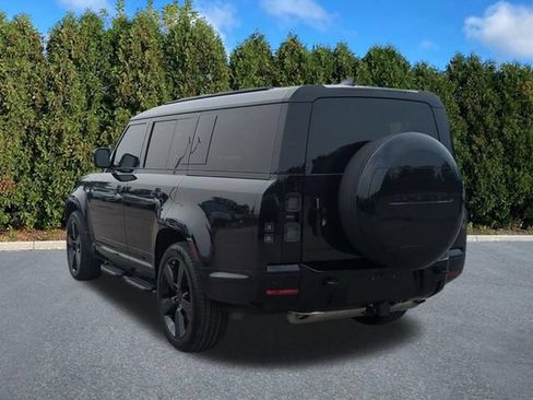 Used 2026 Land Rover Defender 130 X-Dynamic SE AWD/4WD image 6