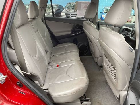 Used 2012 Toyota RAV4 Limited image 26