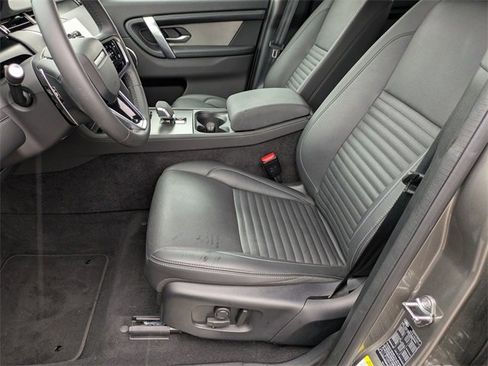 Used 2024 Land Rover Discovery Sport Dynamic SE image 34