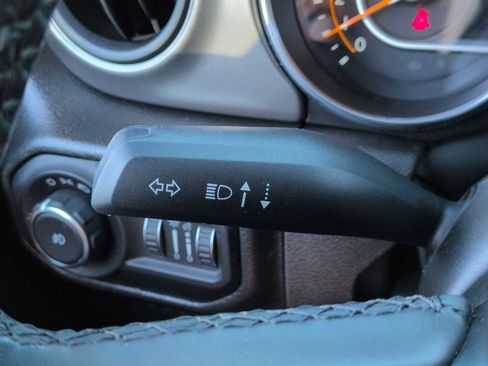 Used 2022 Jeep Wrangler Unlimited Sport image 26