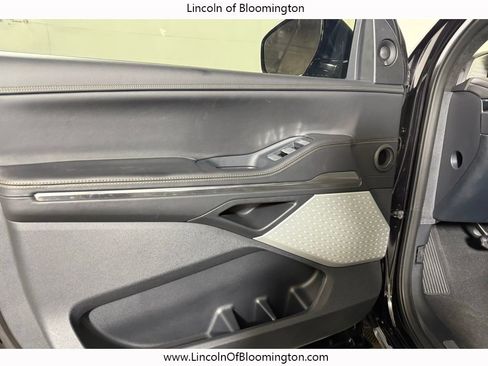 Used 2025 Lincoln Navigator Black Label AWD/4WD image 16