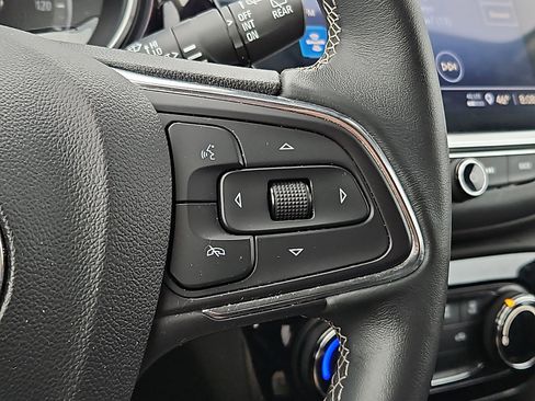 Certified 2023 Buick Encore GX Preferred FWD image 21