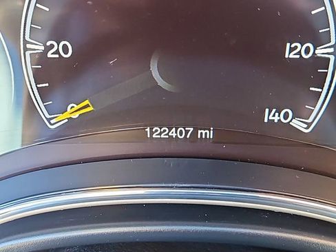 Used 2015 Jeep Grand Cherokee Limited w/ Luxury Group II image 14