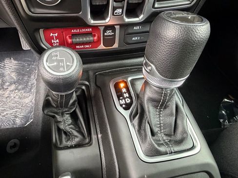 New 2026 Jeep Gladiator Willys image 21