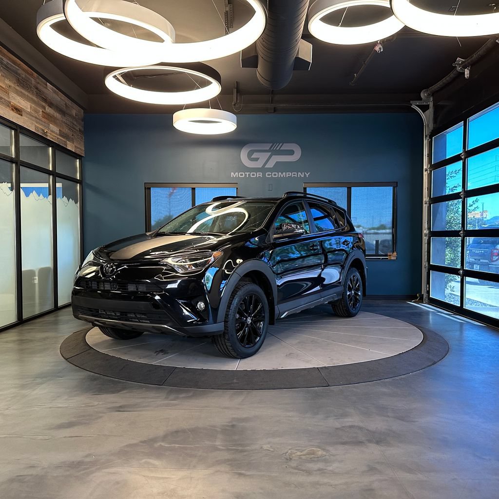 Used 2018 Toyota RAV4 Adventure AWD/4WD image 7