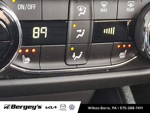 Used 2021 Chevrolet TrailBlazer ACTIV w/ Sun and Liftgate Package image 27