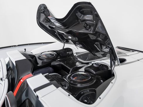 Used 2021 McLaren Elva image 46