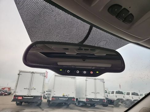 Used 2017 Chevrolet Traverse LT AWD/4WD image 17
