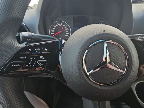 Used 2025 Mercedes-Benz Sprinter 2500 image 15