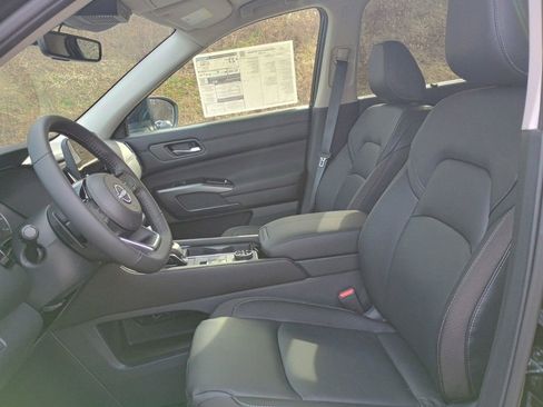 New 2025 Nissan Pathfinder SL w/ Lighting Package (N92) image 10