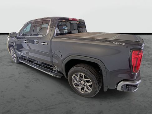 Used 2025 GMC Sierra 1500 SLT w/ SLT Premium Plus Package AWD/4WD image 2