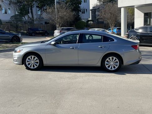 Used 2024 Chevrolet Malibu LT image 3