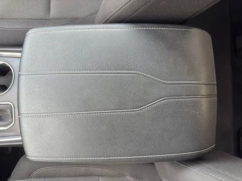 Used 2024 Chevrolet Traverse LT AWD/4WD image 28