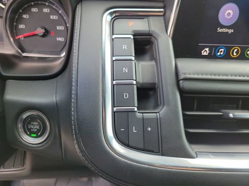 Used 2021 Chevrolet Tahoe Z71 AWD/4WD image 37