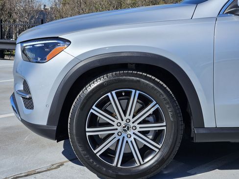 Certified 2025 Mercedes-Benz GLE 450 4MATIC image 10