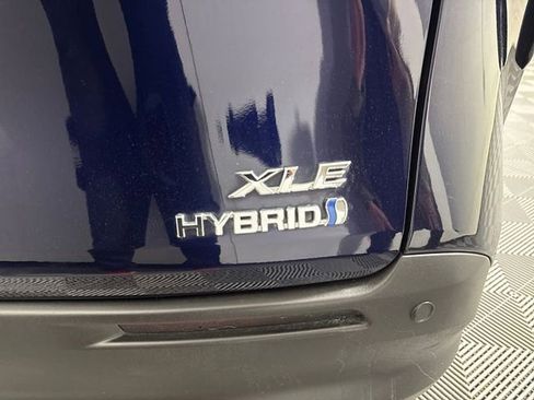 Used 2022 Toyota Sienna XLE FWD image 14