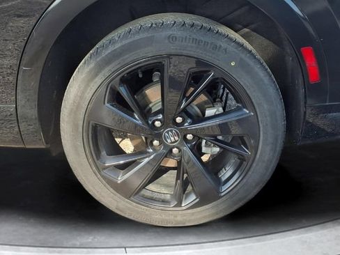 Certified 2025 Buick Envision Sport Touring AWD/4WD image 17