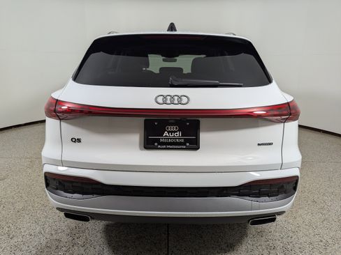 New 2025 Audi Q5 Premium image 6