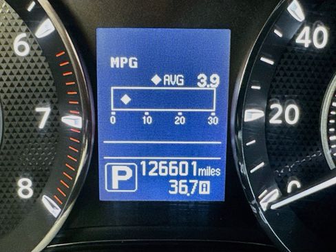 Used 2020 Nissan Armada SL w/ Premium Package RWD image 8