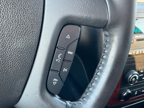 Used 2009 Chevrolet Avalanche LT w/ Convenience Package #1 image 15