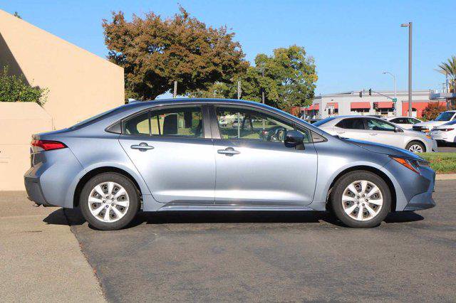 Certified 2020 Toyota Corolla LE FWD image 4
