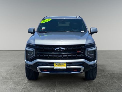 Used 2025 Chevrolet Suburban Z71 AWD/4WD image 8